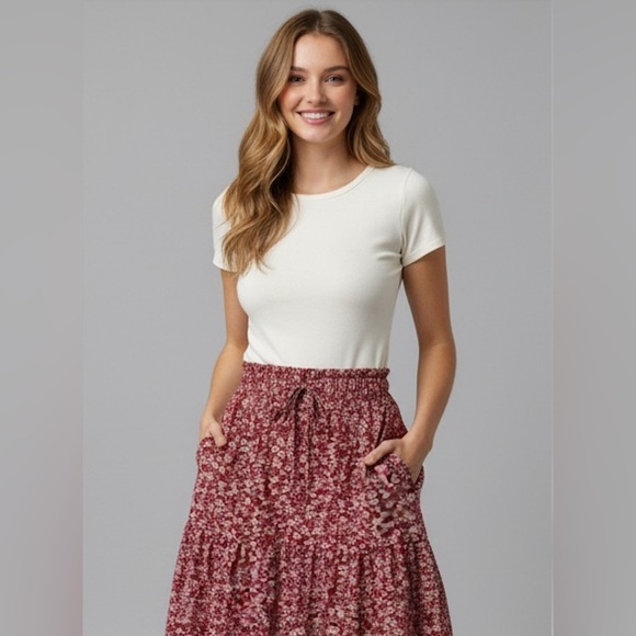 Red Boho Floral Print Tiered Ruched Skirt - Picture 2 of 10